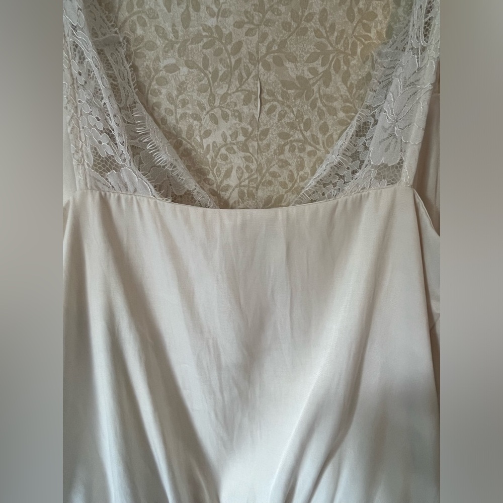 VICI small lace bodysuit - Picture 8 of 9